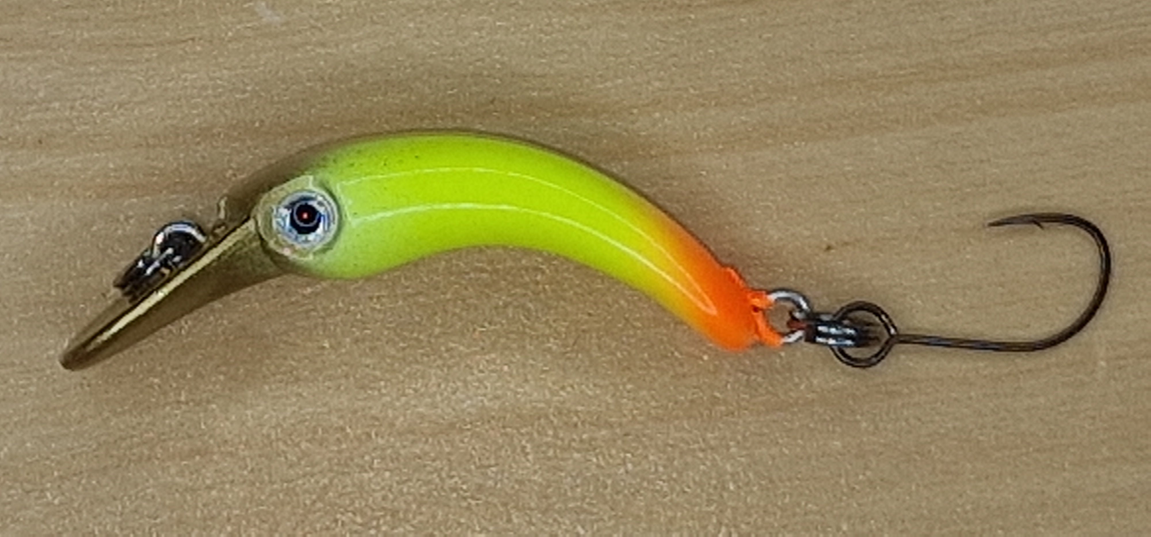 Troutty in gold gelb orange (1-26)