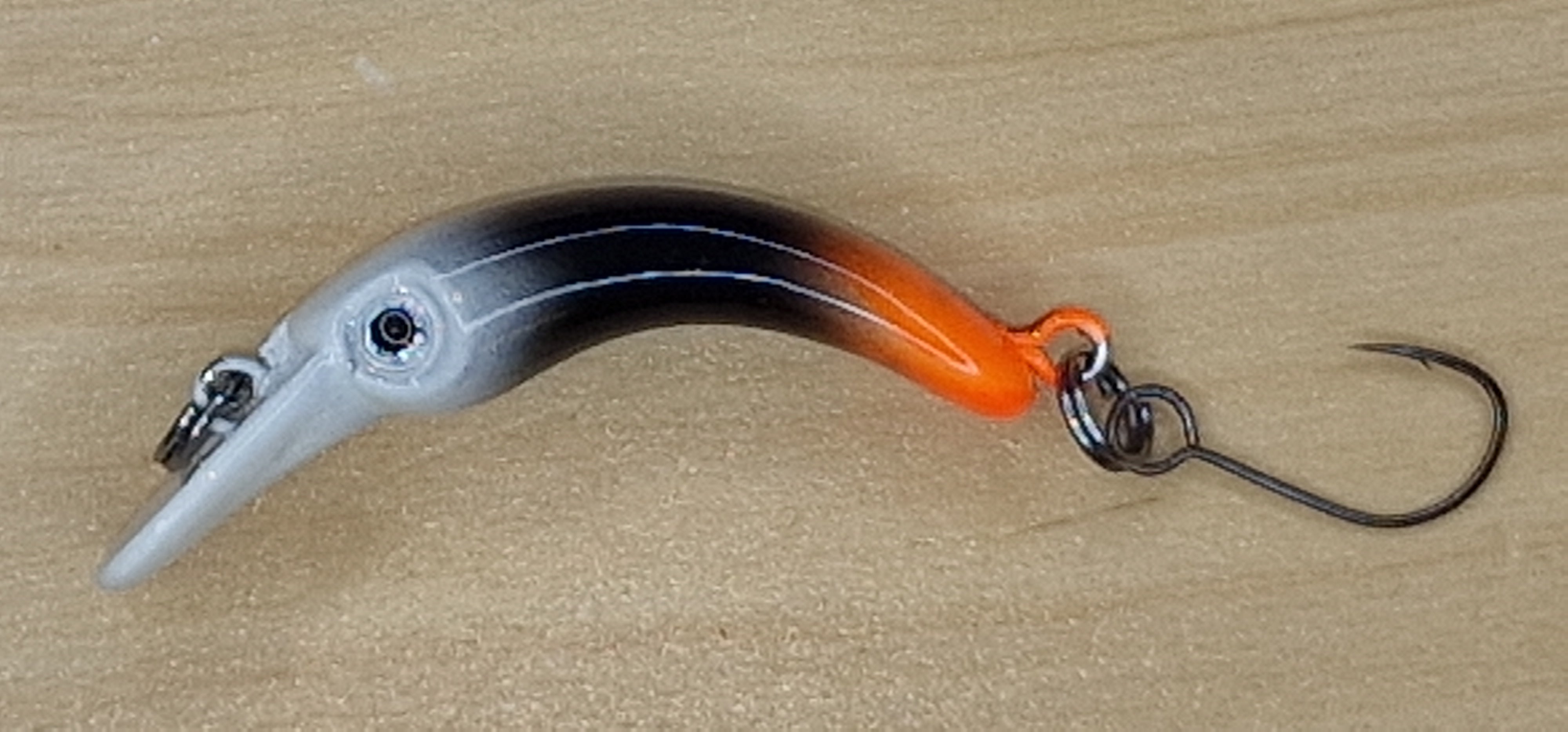 Troutty in weiß schwarz orange (1-9)