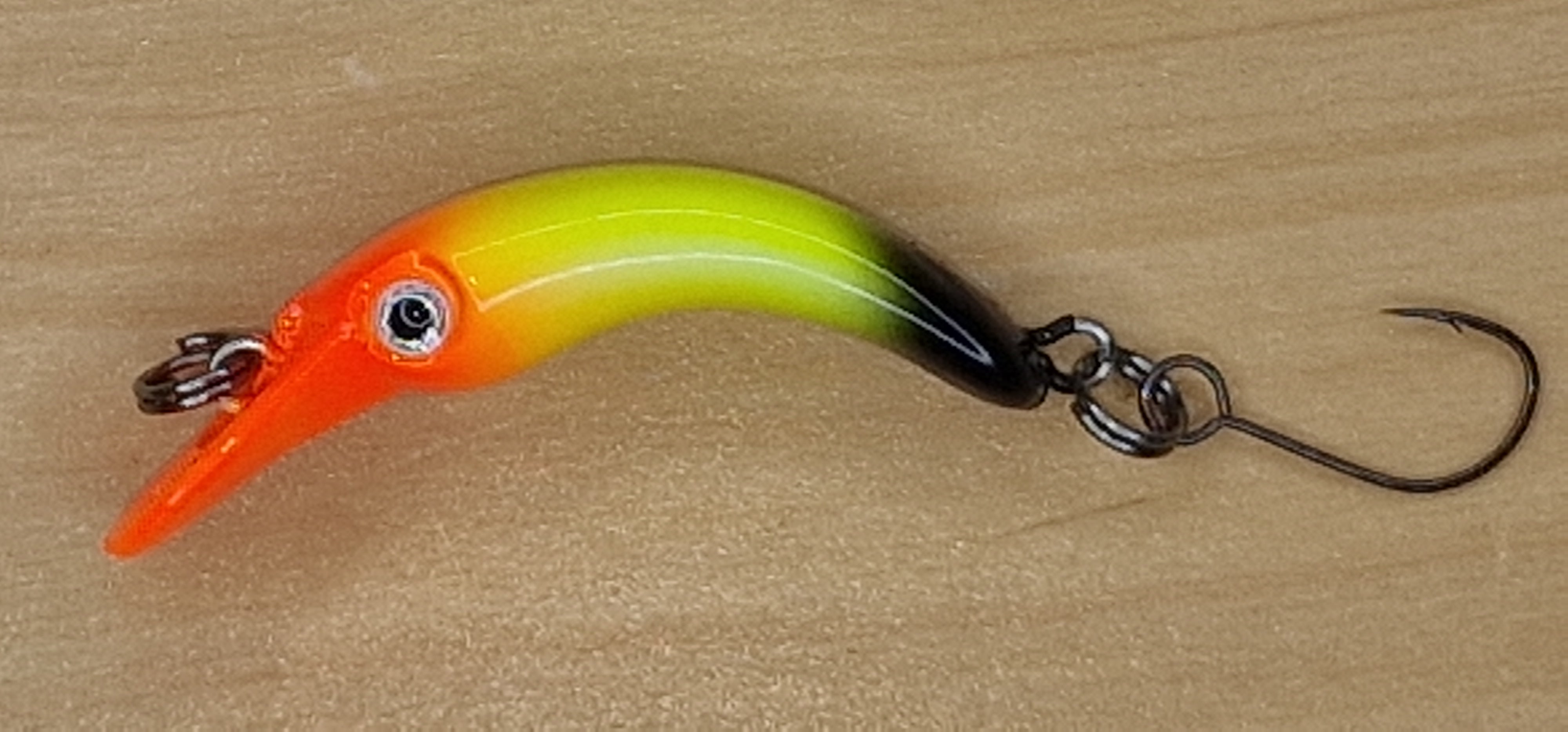 Troutty in orange gelb schwarz (2-17)