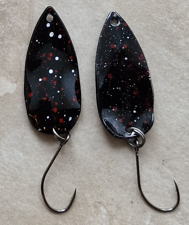 Abverkauf Forellenspoon mit 30 mm Länge und 2,75 Gramm in Black Night